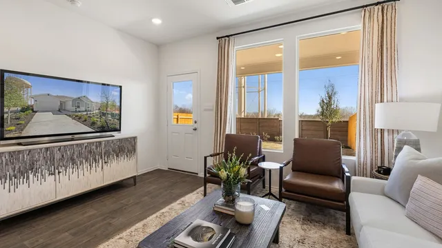 $189,990 | 130 A Harrison Crossing, Kyle, TX 78640