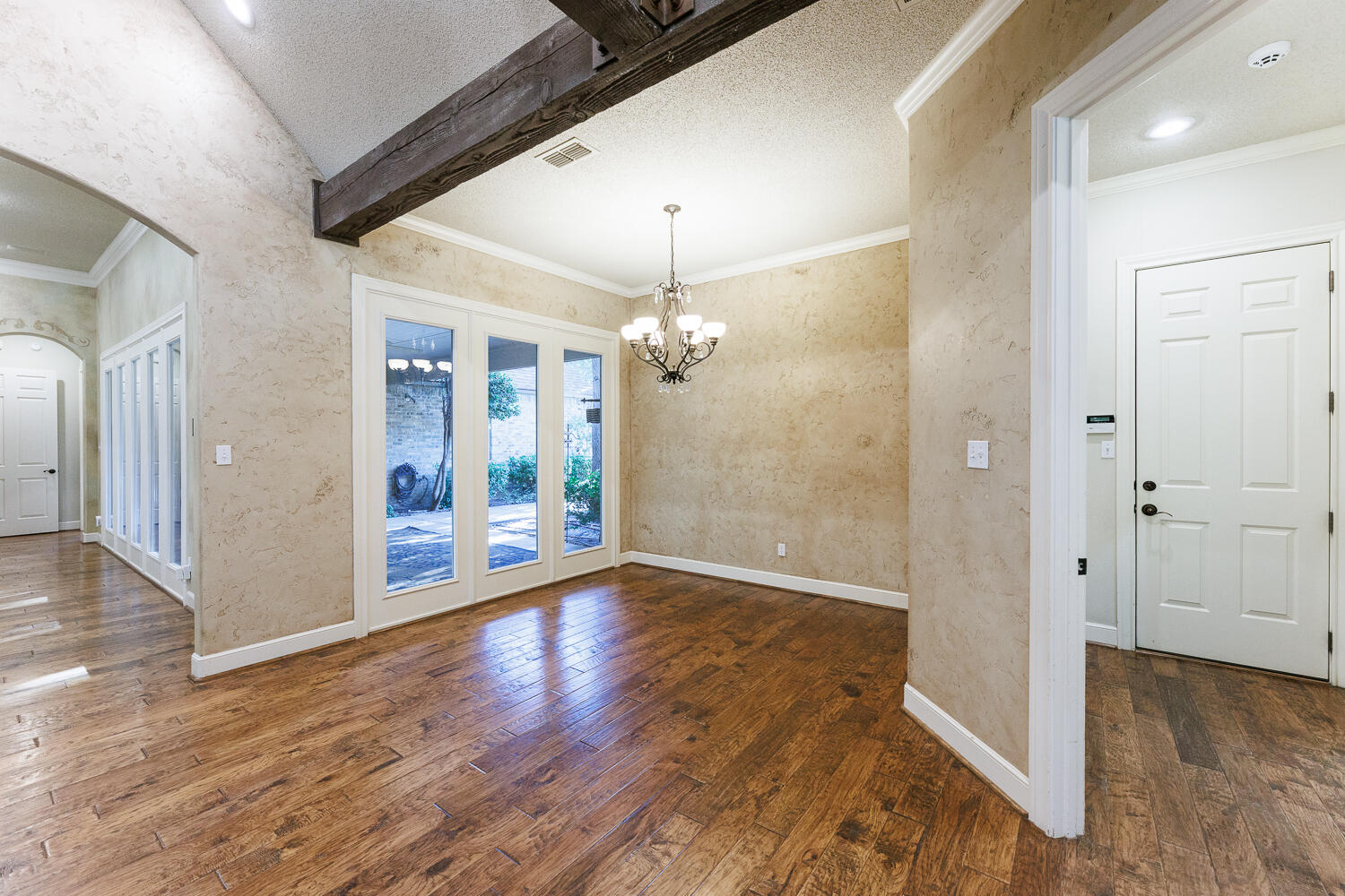 9809 Topeka Avenue Lubbock, TX 79424 - Photo 38 of 87 Eating Area