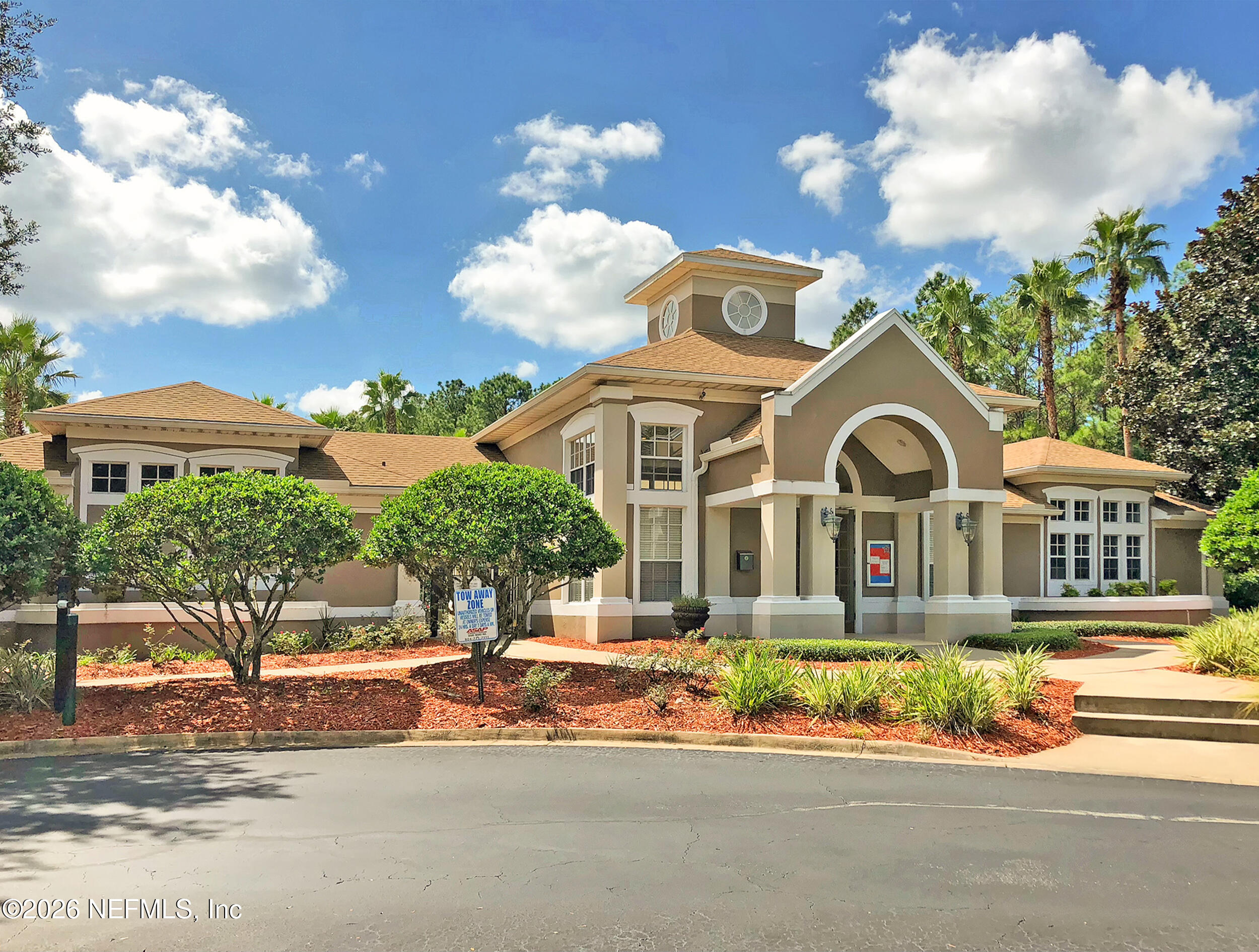 10550 Baymeadows Road, Unit 413 Jacksonville, FL 32256 - Photo 29 of 34 29_overlook condo stock-9