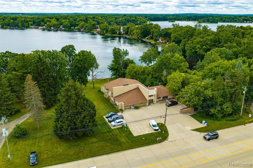 11034 East Grand River Road Brighton, MI 48116 - Photo 56 of 60
