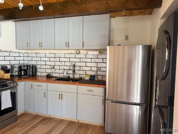 $365,000 | 828 West Sherwood Boulevard, Big Bear City, CA 92314