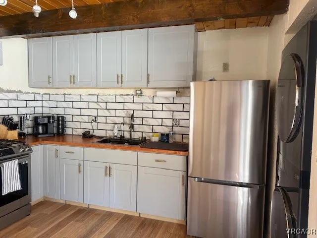 $375,000 | 828 West Sherwood Boulevard, Big Bear City, CA 92314