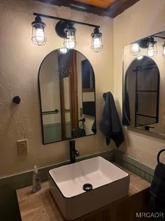 $375,000 | 828 West Sherwood Boulevard, Big Bear City, CA 92314