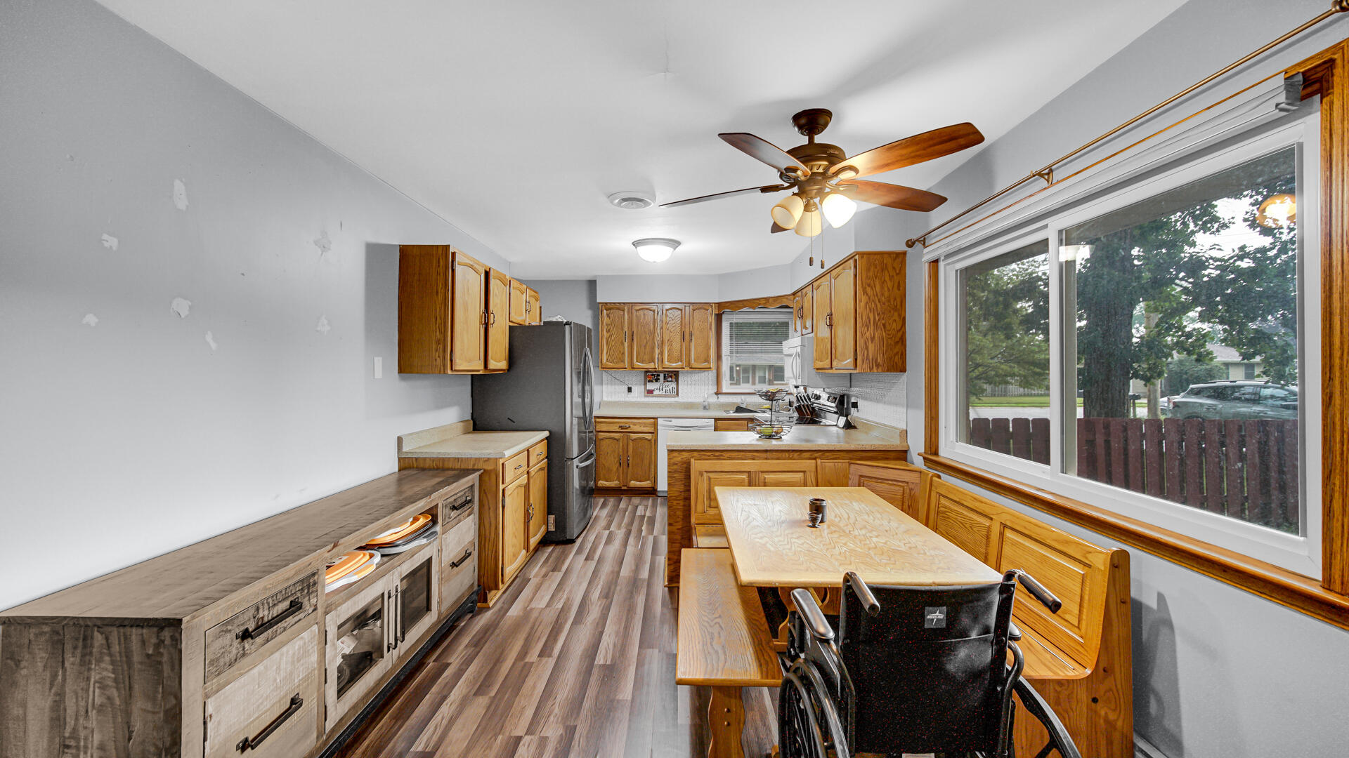 138 N Road Schererville, IN 46375 - Photo 5 of 19 1920x1080