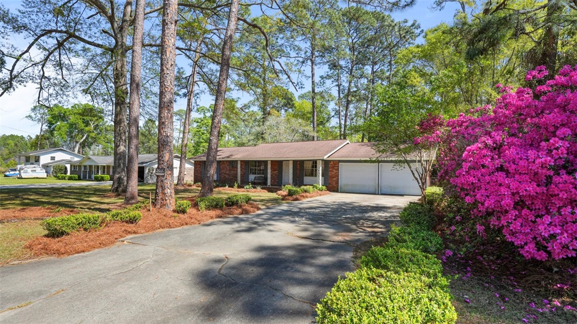 547 South 6th Street Jesup, GA 31545 - Photo 4 of 24