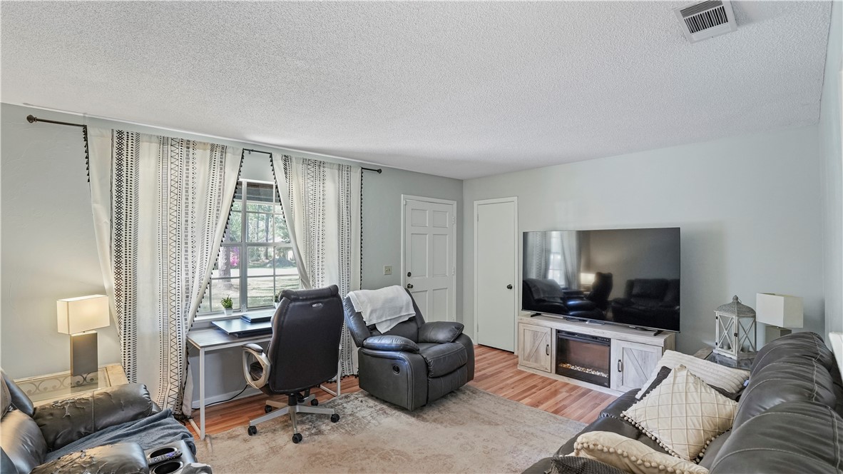 547 South 6th Street Jesup, GA 31545 - Photo 10 of 24