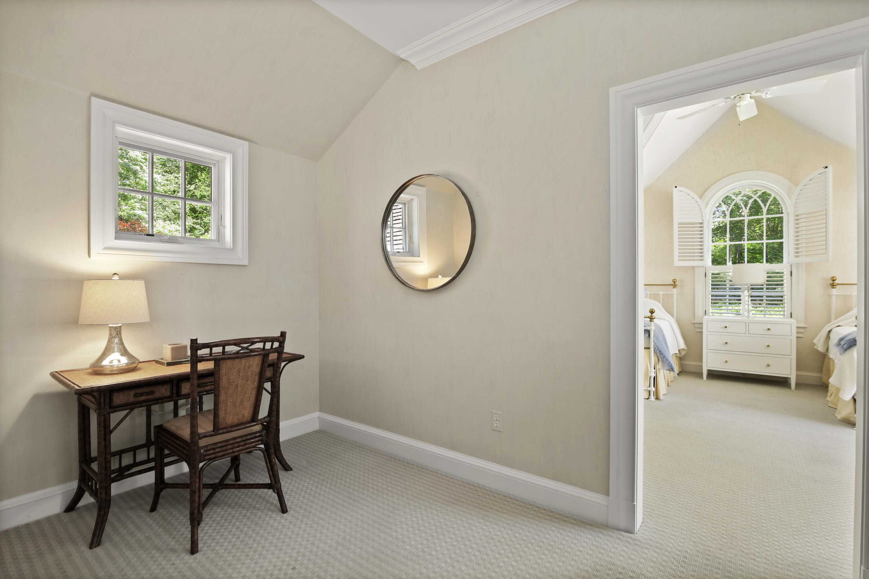 707 West Road New Canaan, CT 06840 - Photo 46 of 58 Guest Suite 2nd floor