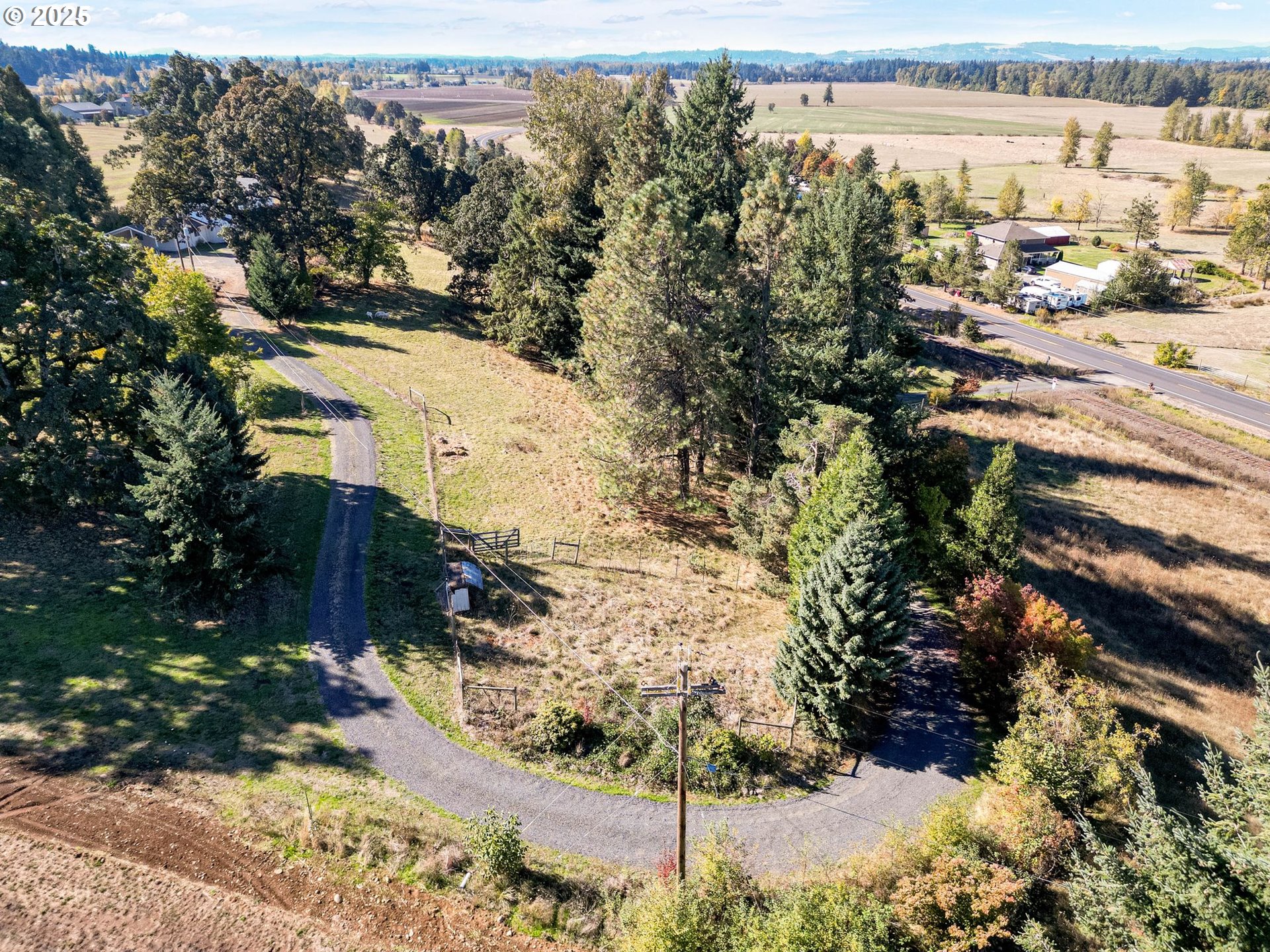41036 Stayton Scio Road Southeast Stayton, OR 97383 - Photo 40 of 47 a view of a city