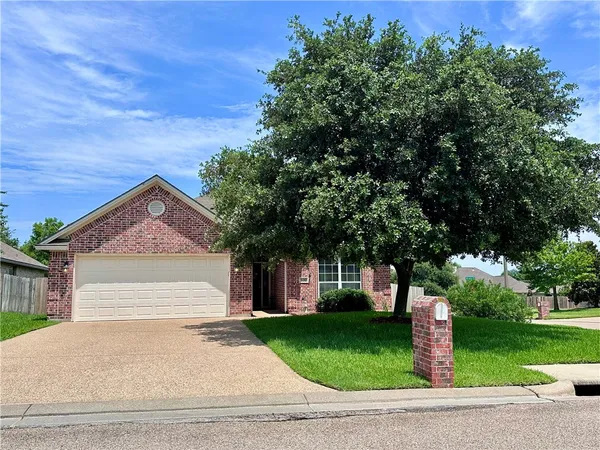 $1,800 | 100 Roucourt Loop, College Station, TX 77845