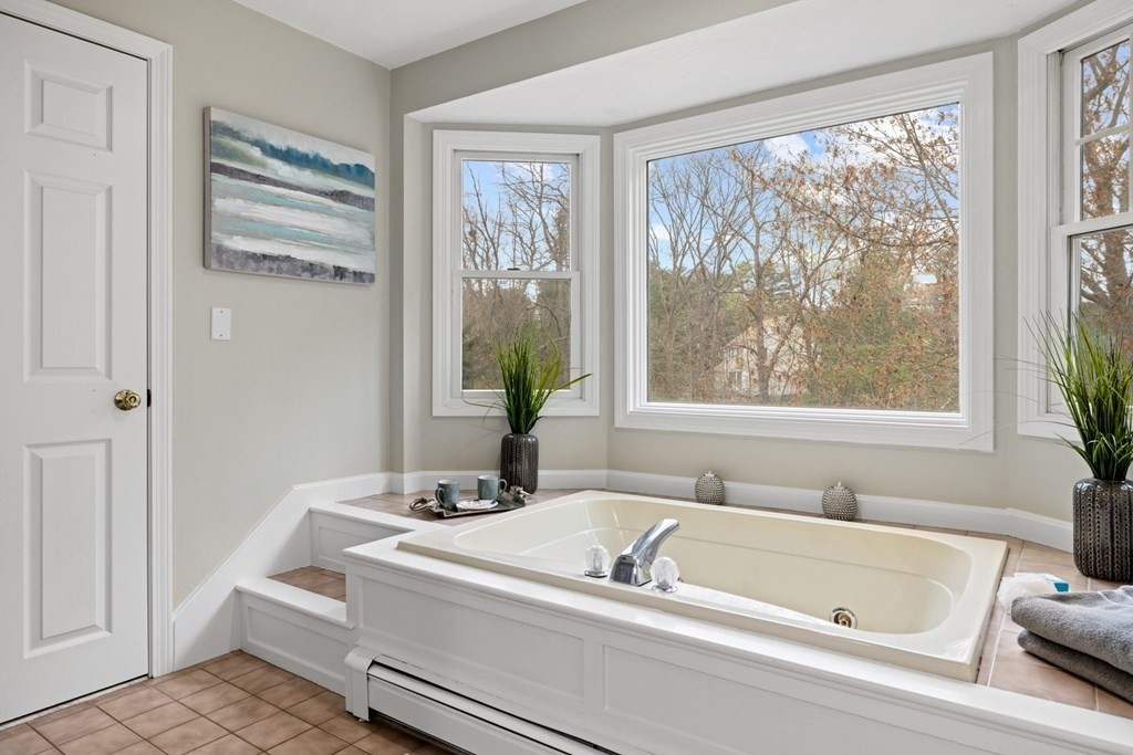 18 York Road Mansfield, MA 02048 - Photo 23 of 32