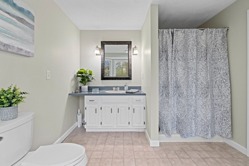 18 York Road Mansfield, MA 02048 - Photo 24 of 32