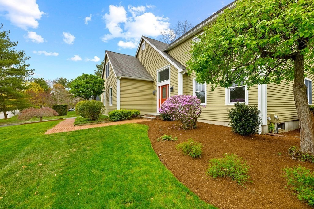 18 York Road Mansfield, MA 02048 - Photo 32 of 32