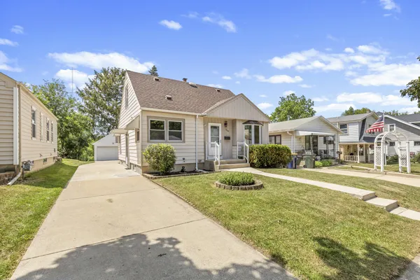 $324,900 | 1939 South 97th Street, West Allis, WI 53227