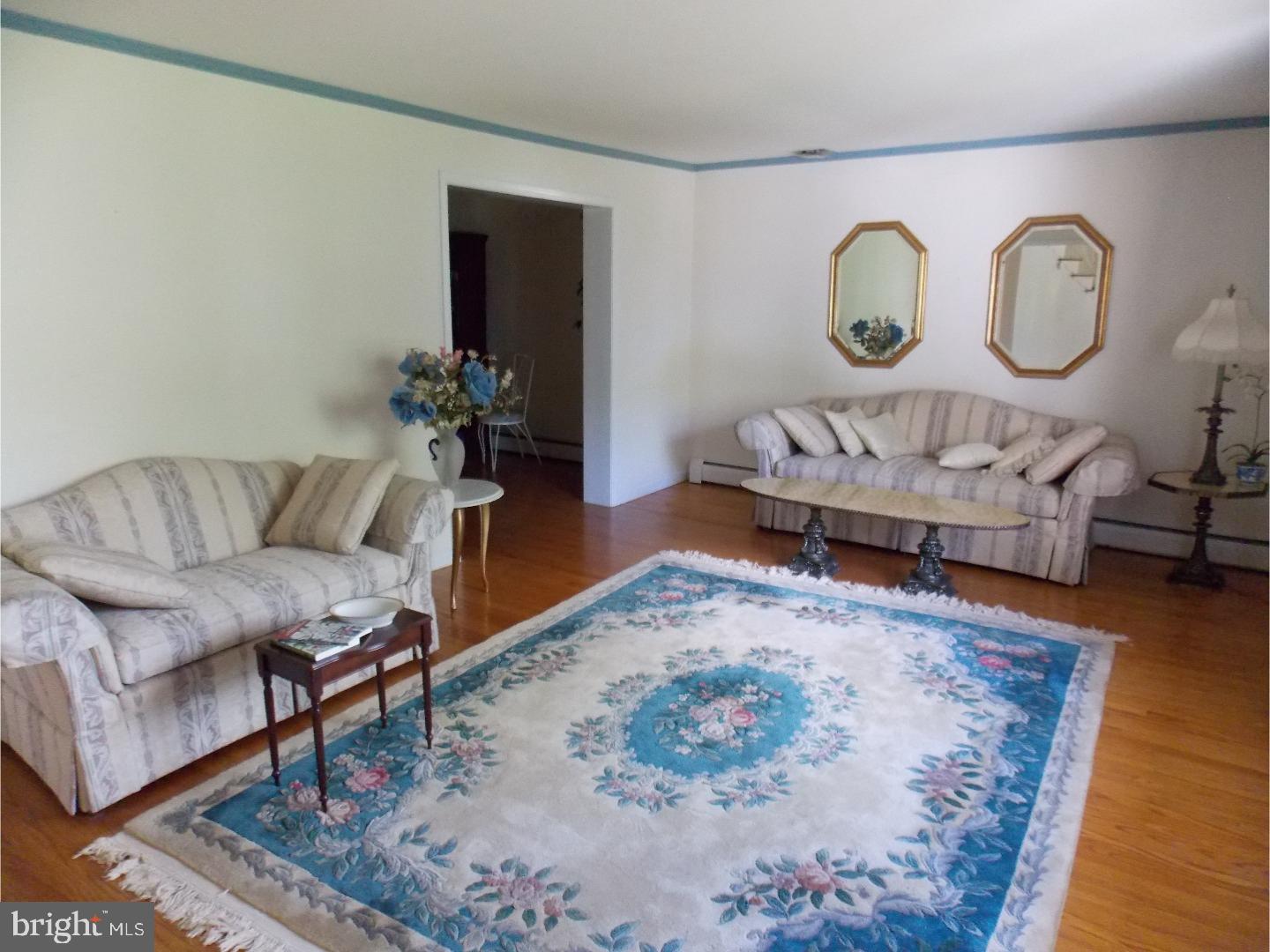 2115 Edge Hill Road Huntingdon Valley, PA 19006 - Photo 7 of 25 Living Room