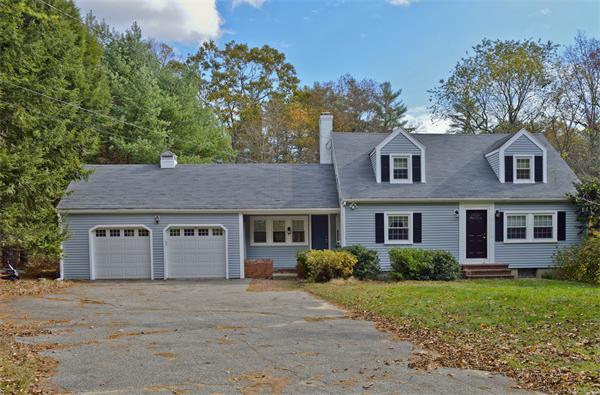 40 Mill Road Boxford, MA 01921 - Photo 1 of 20 a house view with a garden space