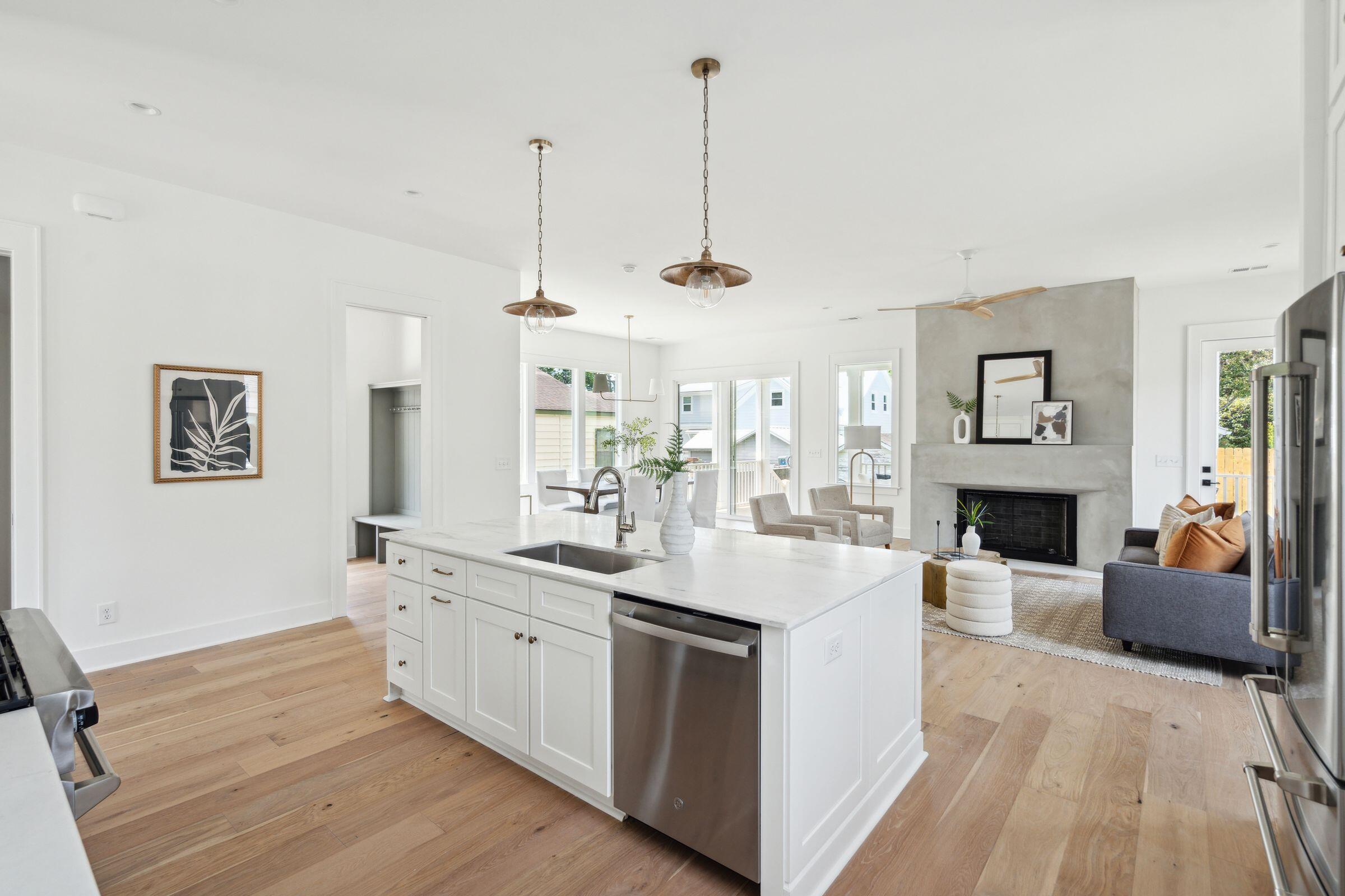 131 Hester Street Charleston, SC 29403 - Photo 13 of 58 131HesterSt-KeenEyeMarketing-014