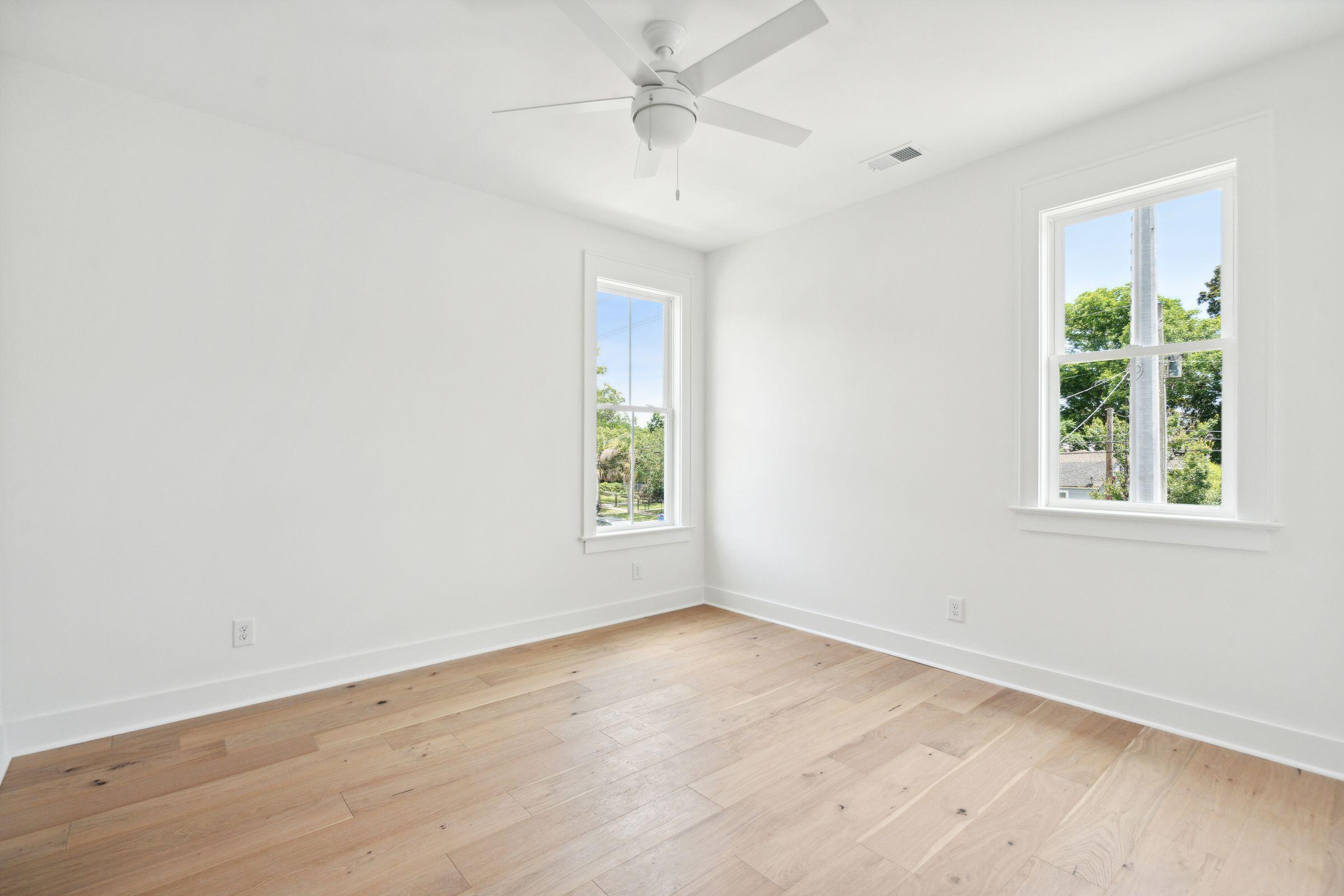 131 Hester Street Charleston, SC 29403 - Photo 42 of 58 131HesterSt-KeenEyeMarketing-042