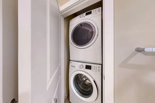 $3,900 | 446 Cambridge Street, Unit 308, Boston, MA 02134