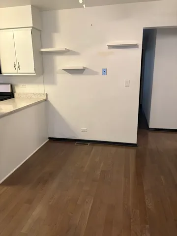 $2,200 | 109 Paramount Drive, Wood Dale, IL 60191