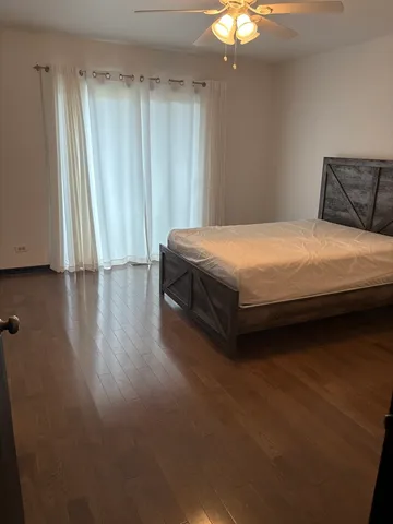 $2,200 | 109 Paramount Drive, Wood Dale, IL 60191