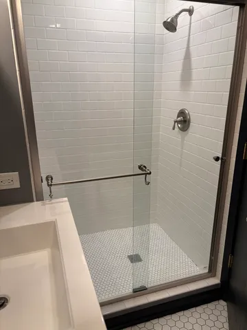 $2,200 | 109 Paramount Drive, Wood Dale, IL 60191