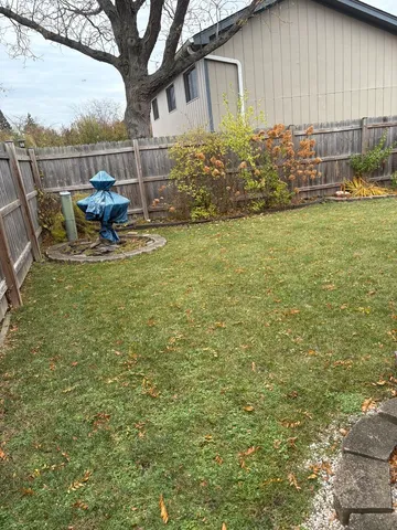 $2,200 | 109 Paramount Drive, Wood Dale, IL 60191