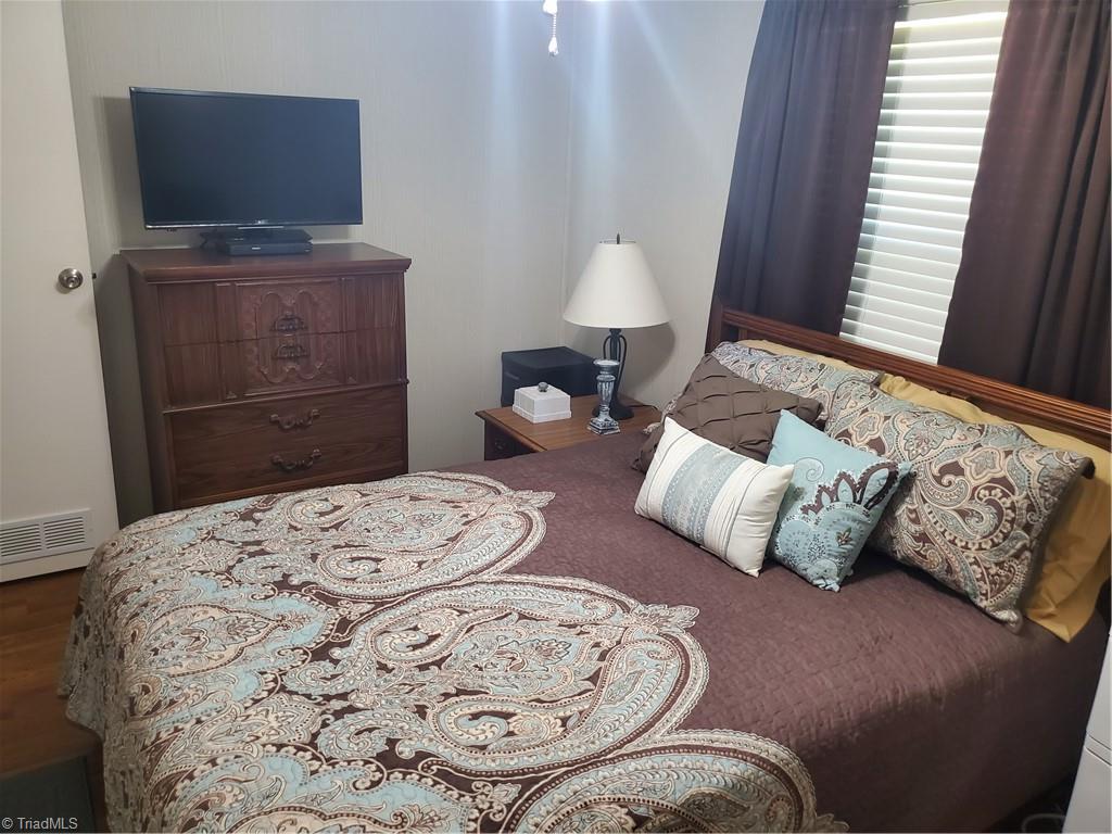 403-405 Double C Road Hays, NC 28635 - Photo 14 of 25 2nd Bedroom