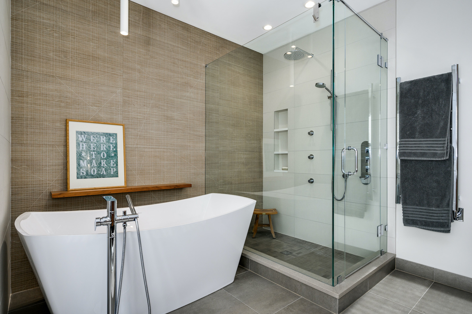 481 North Canal Street Chicago, IL 60654 - Photo 18 of 50 a bathroom with a bathtub and a shower