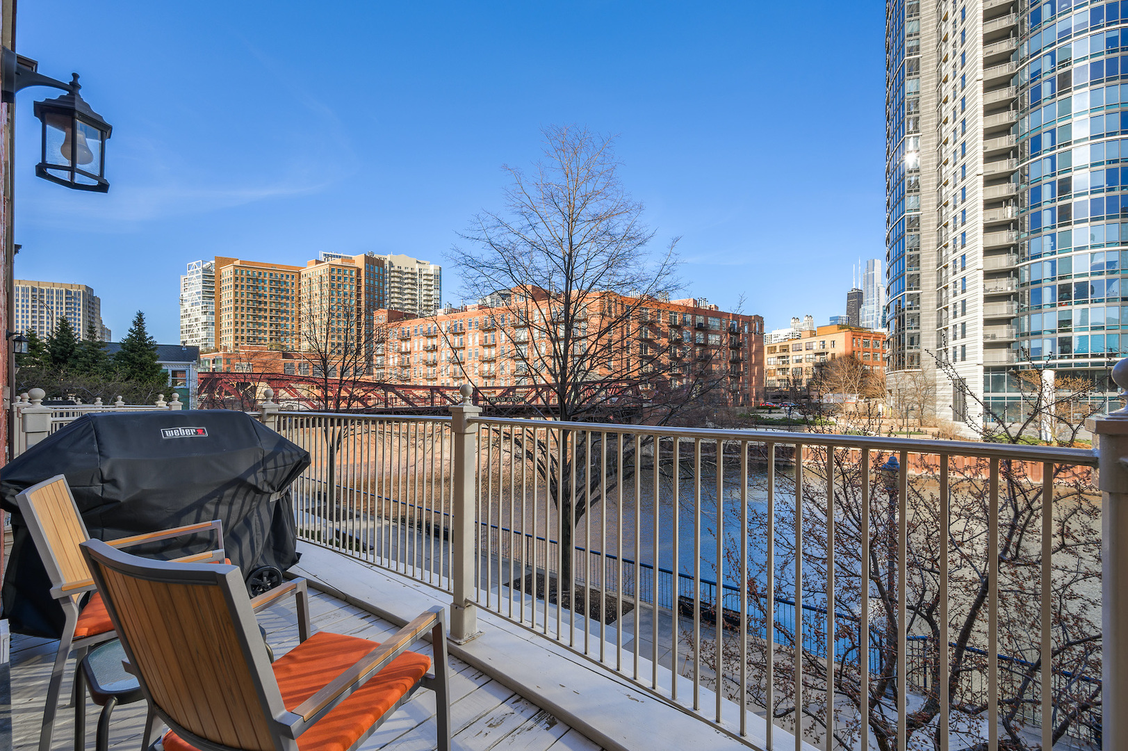 481 North Canal Street Chicago, IL 60654 - Photo 28 of 50 a view of a balcony with chairs