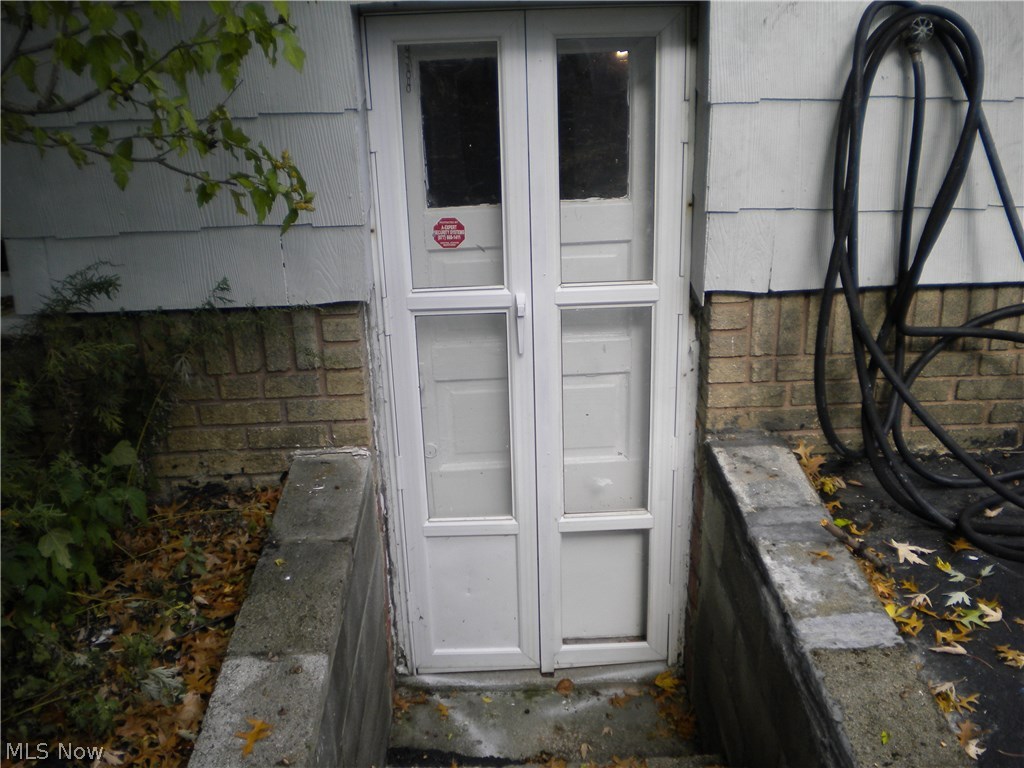 3044 Yorkshire Road Cleveland, OH 44118 - Photo 24 of 27 Gallery Image 24