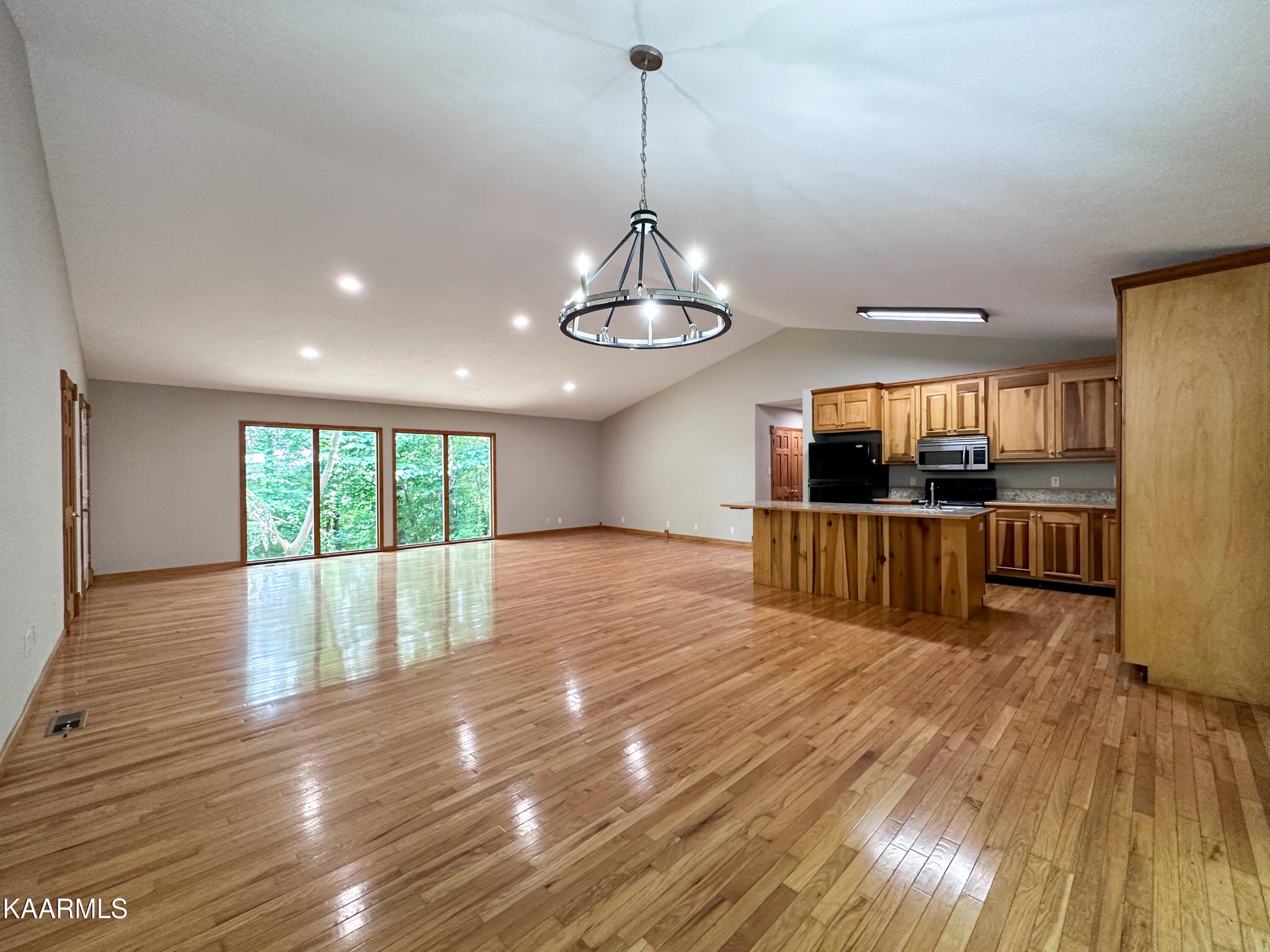 401 Den Lane Heiskell, TN 37754 - Photo 13 of 31
