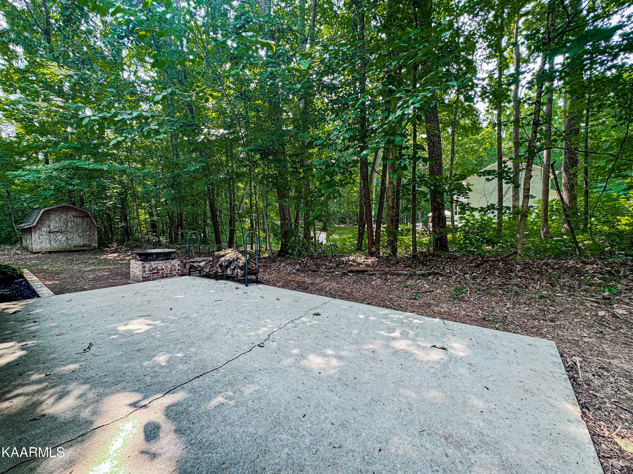 401 Den Lane Heiskell, TN 37754 - Photo 6 of 31