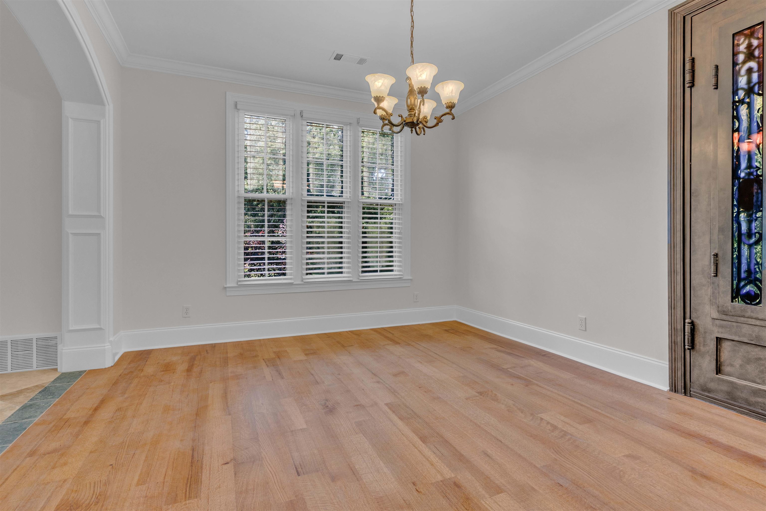 680 Highway 193 Collierville, TN 38017 - Photo 9 of 38 Dining area