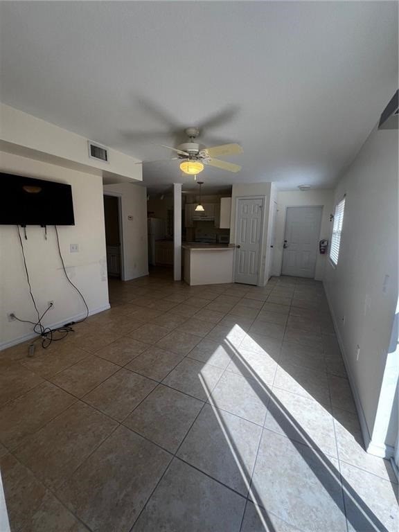 11195 Roseland Road, Unit 5 Sebastian, FL 32958 - Photo 6 of 14