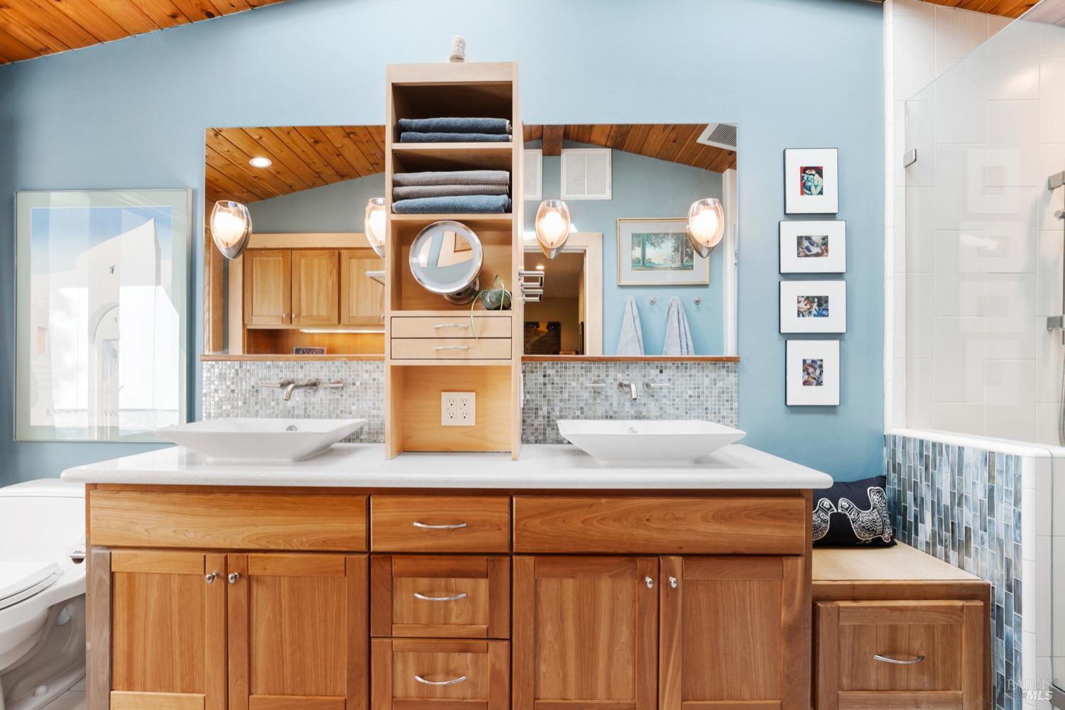 304 High Street Calistoga, CA 94515 - Photo 30 of 53 a bathroom with a sink and a mirror