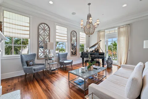 $5,650,000 | 410 Old Towne Lane, Juno Beach, FL 33408