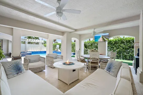 $5,650,000 | 410 Old Towne Lane, Juno Beach, FL 33408
