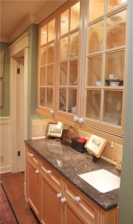 $299,900 | 4130 Mercier Street, Kansas City, MO 64111