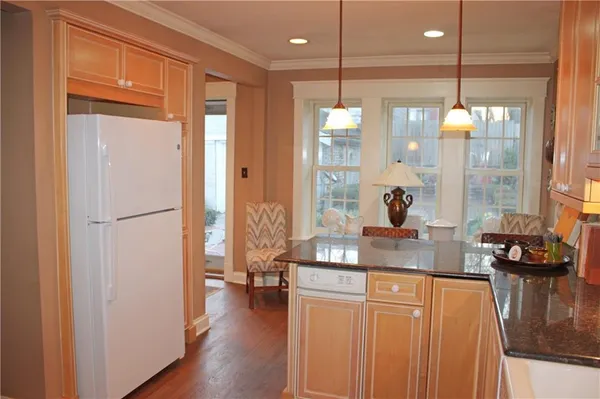$299,900 | 4130 Mercier Street, Kansas City, MO 64111
