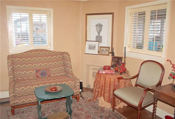 $299,900 | 4130 Mercier Street, Kansas City, MO 64111