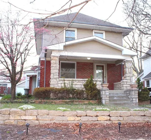 $299,900 | 4130 Mercier Street, Kansas City, MO 64111