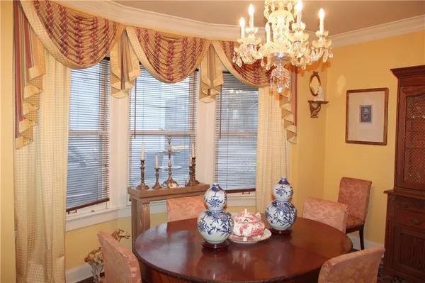 $299,900 | 4130 Mercier Street, Kansas City, MO 64111