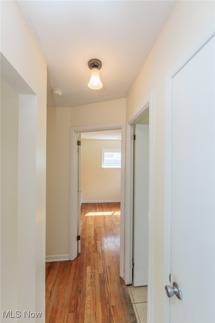 4476 Emerson Road Cleveland, OH 44121 - Photo 28 of 50