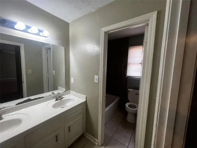 $313,000 | 4984 Willow Overlook, Stone Mountain, GA 30088