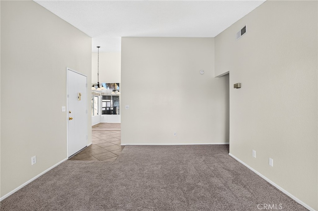 1800 East Old Ranch Road, Unit 166 Colton, CA 92324 - Photo 5 of 22 Living Room from entryway