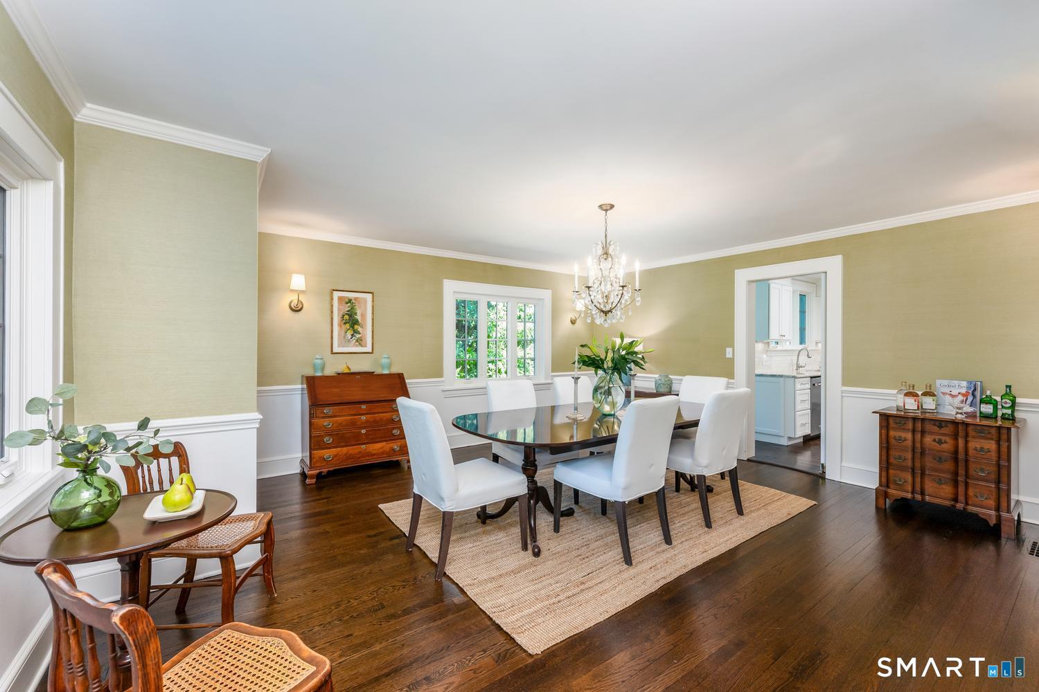 30 Birch Road Darien, CT 06820 - Photo 8 of 38 Gallery Image 8
