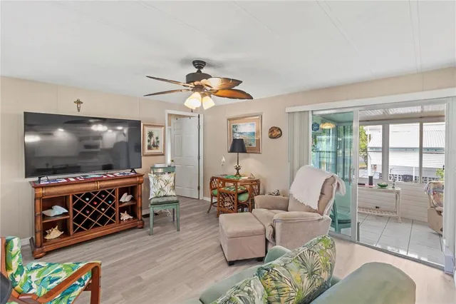 $184,900 | 214 Leisure Way, Palmetto, FL 34221