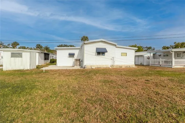 $184,900 | 214 Leisure Way, Palmetto, FL 34221