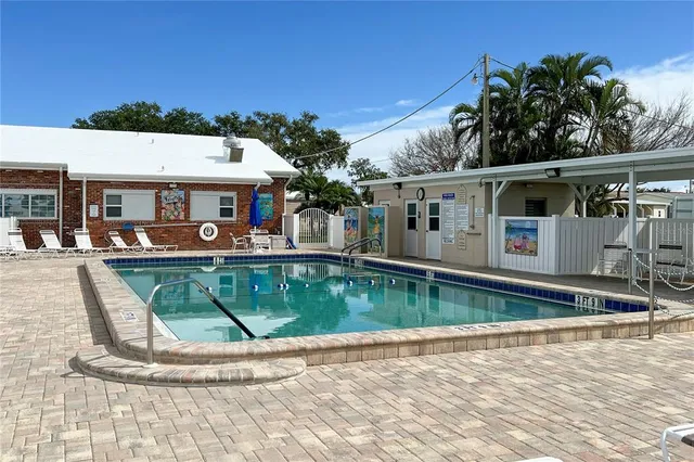 $184,900 | 214 Leisure Way, Palmetto, FL 34221