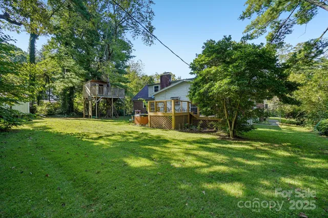 $535,000 | 710 Heatherwood Drive, Hendersonville, NC 28792
